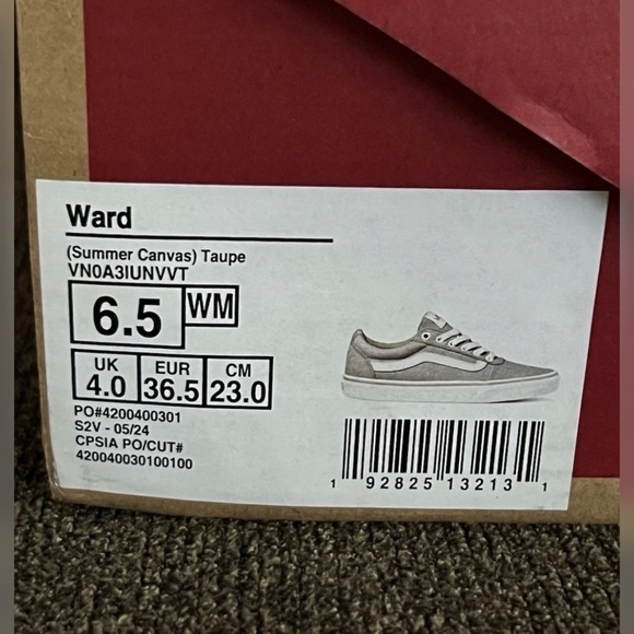 Vans Ward Lo Sneaker Taupe Color Women’s Size 6.5 - Picture 14 of 14